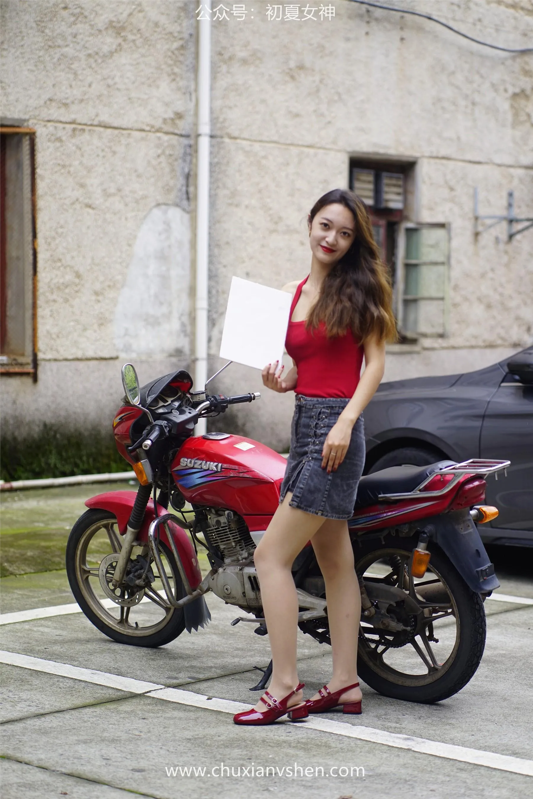 初夏女神 NO.045 依依 复古街头 [130P]插图9